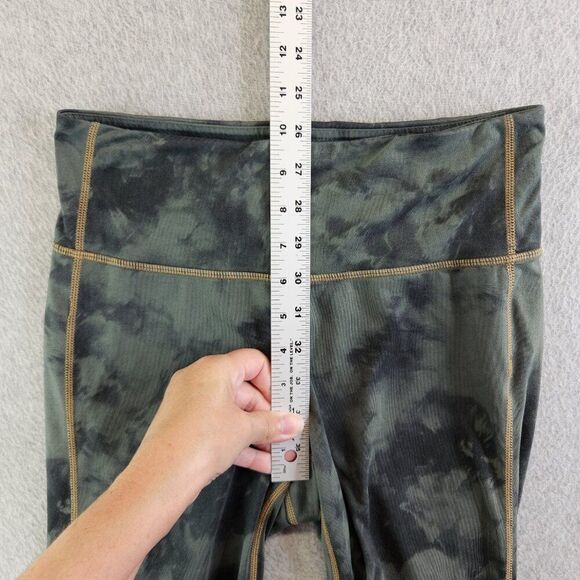 Athleta Leggings Womens Small Green Tie Dye Capri Mid Rise Yoga Practice - Picture 8 of 13